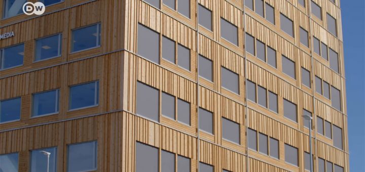 Wood-Hotel