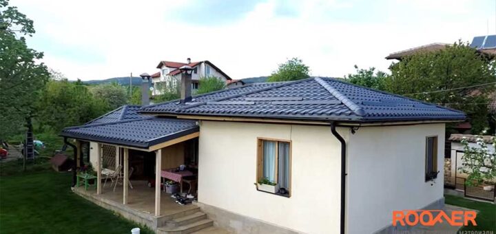 Roofer